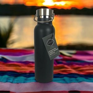 Dashing Fine Gifts Stainless Steel Water Bottle
